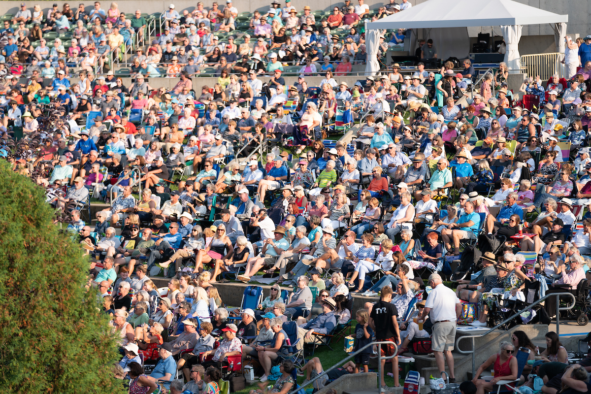 Full crowd at the Frederik Meijer Gardens ampitheater